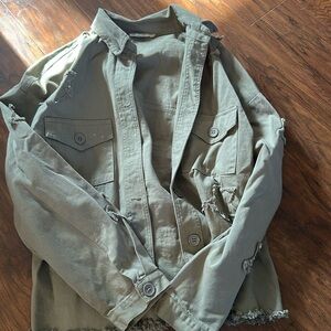 Star patch green jacket